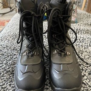 Nice Boots barley used size 7